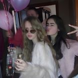 Portada para "bad bitch molly addict"