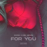 Portada para "For You"