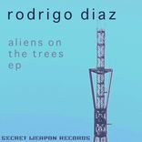 Portada para "Aliens On The Trees EP"