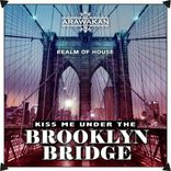 Artwork für "Kiss Me Under The Brooklyn Bridge"