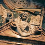 Hive mechanics at the human Zoo