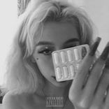 Artwork for "таблетки"