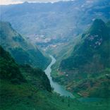 Portada para "Celestial Clouds"