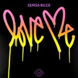 Artwork voor "Love Me"