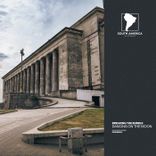 Artwork voor "Dancing on the Moon"