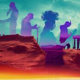 Bajo el Neón de los Cometas