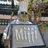 Portada para "Miffi"