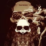 Artwork voor "House Laboratory"