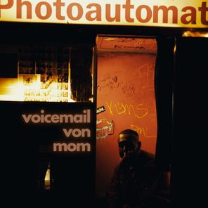 Voicemail Von Mom