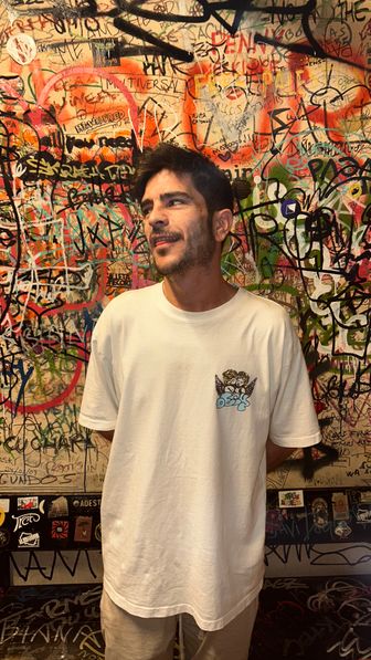 Speel "Enzo Leep Selected Productions" af