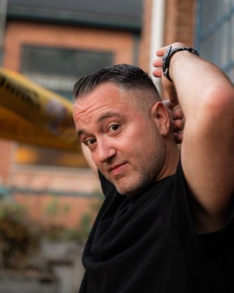 Speel "Ramon Tapia "SAY WHAT?" Chart" af